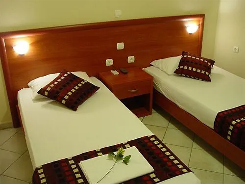 Apartment Pefki Studios *